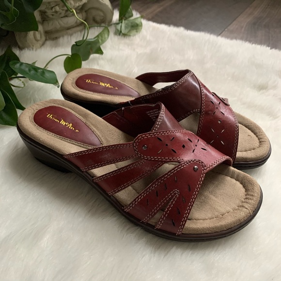 thom mcan sandals